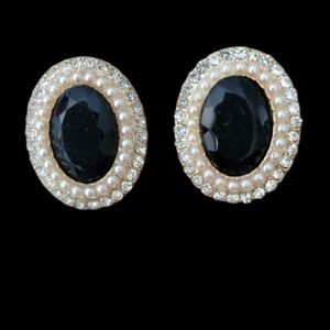 Black Oval Clip On Earrings